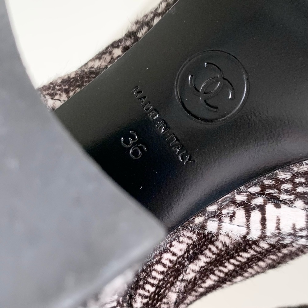Chanel pony hair chain logo zipper booties - Picture 7 of 16
